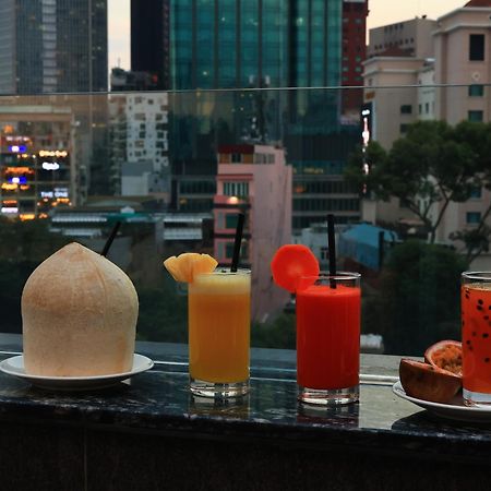 Hato Saigon Boutique Hotel & Rooftop Хошимин Екстериор снимка