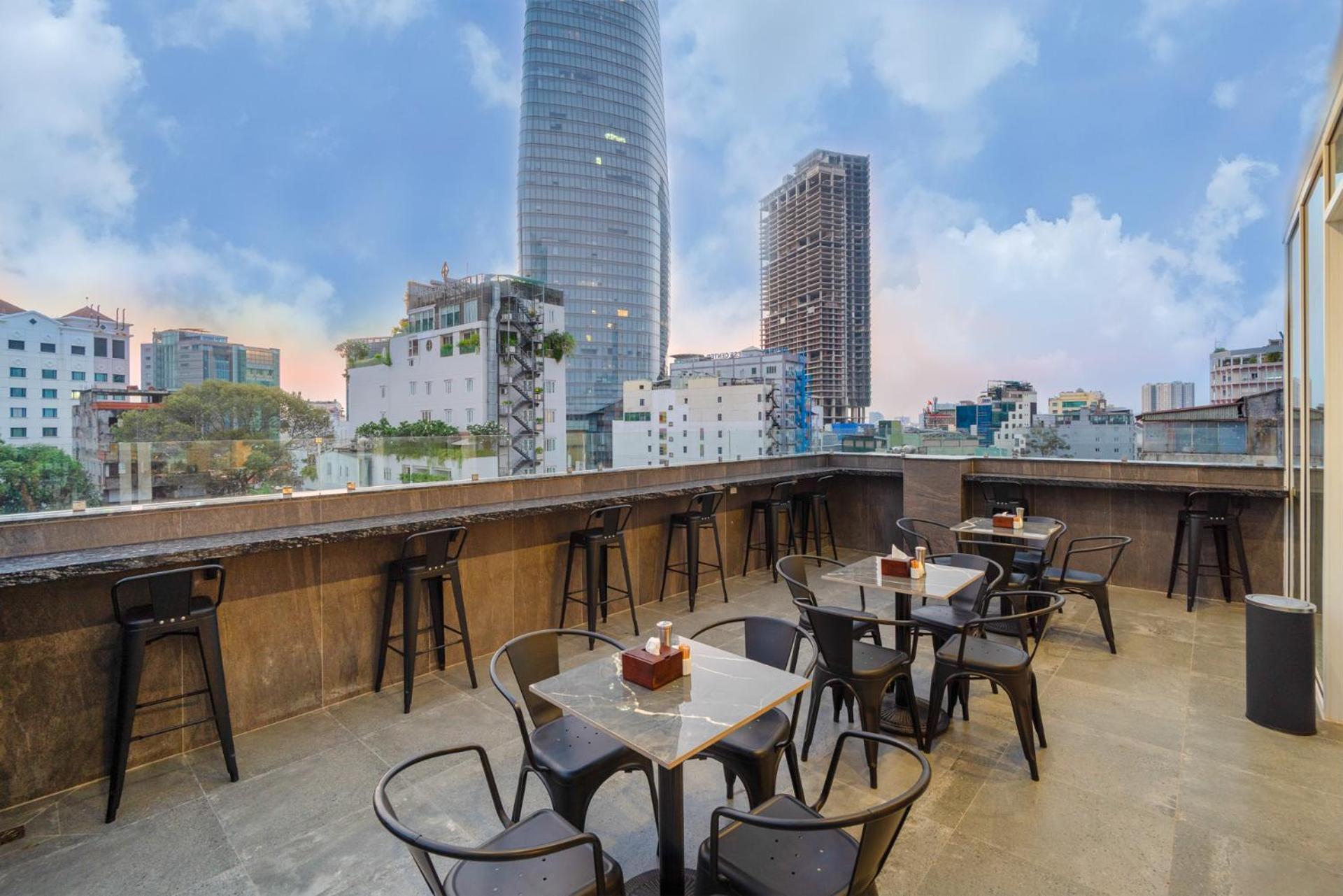 Hato Saigon Boutique Hotel & Rooftop Хошимин Екстериор снимка