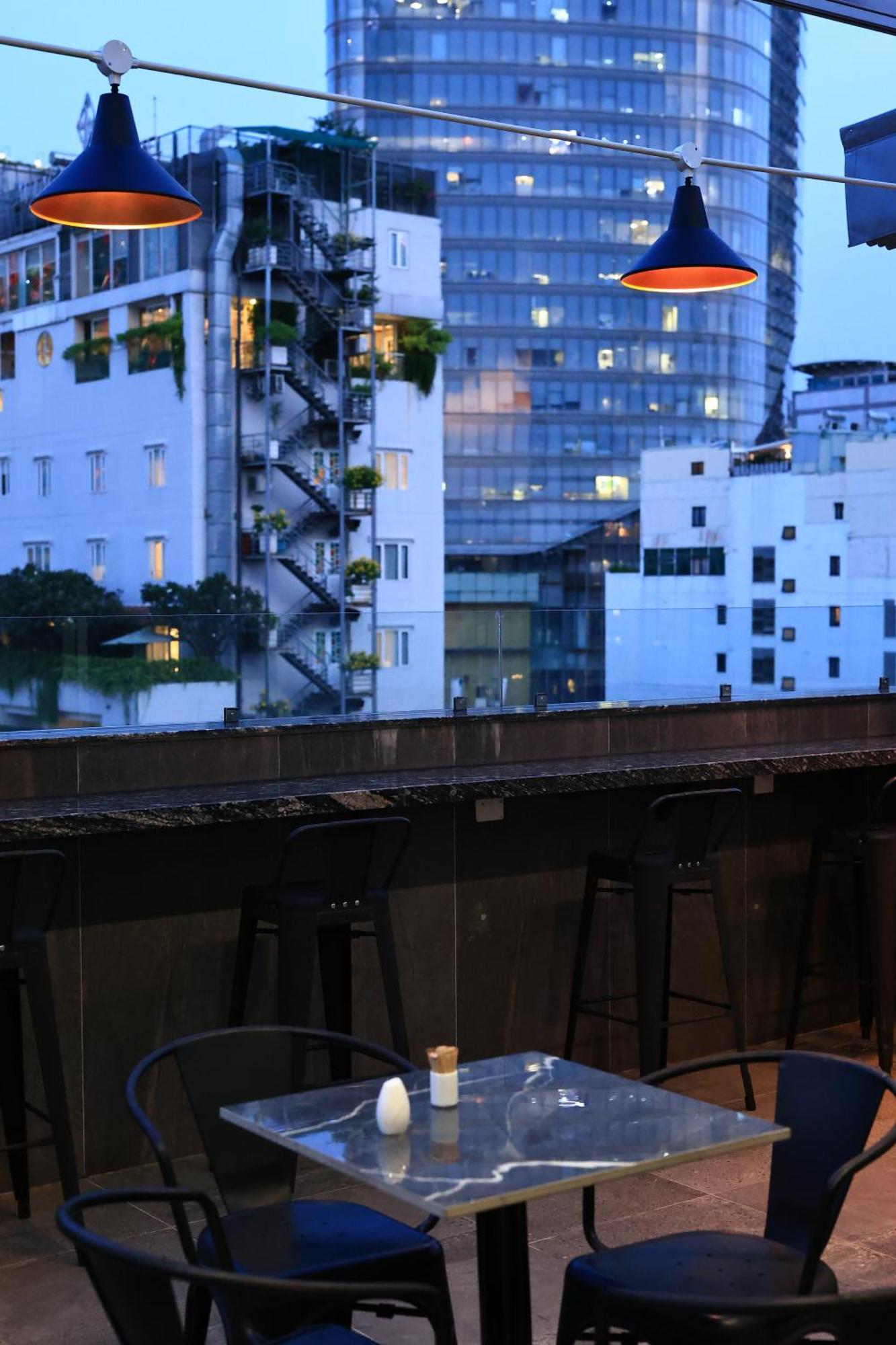 Hato Saigon Boutique Hotel & Rooftop Хошимин Екстериор снимка