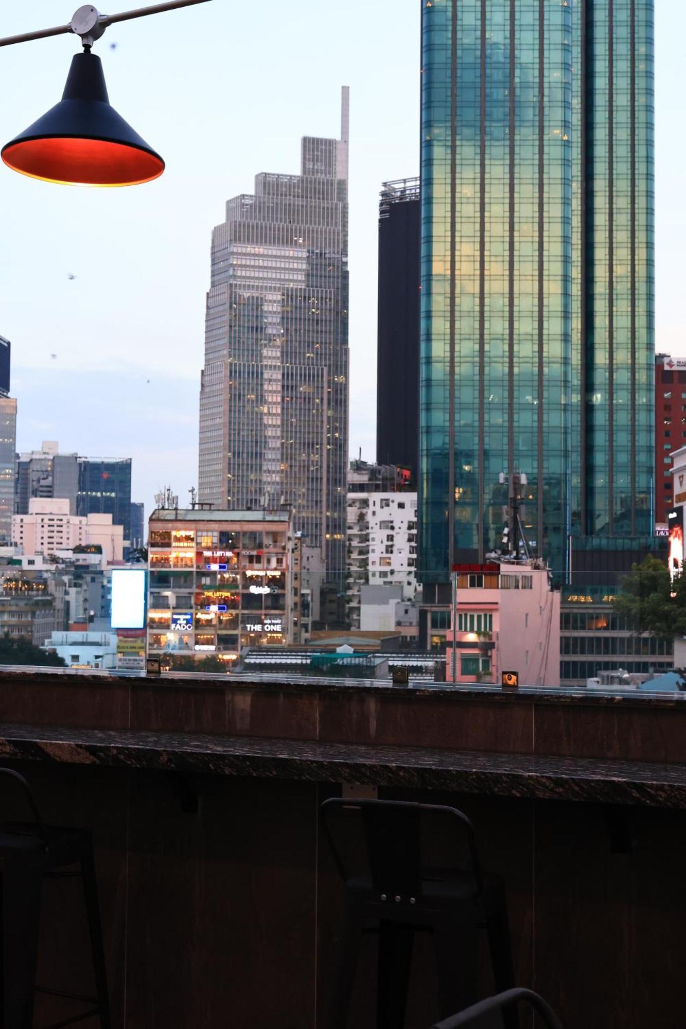 Hato Saigon Boutique Hotel & Rooftop Хошимин Екстериор снимка