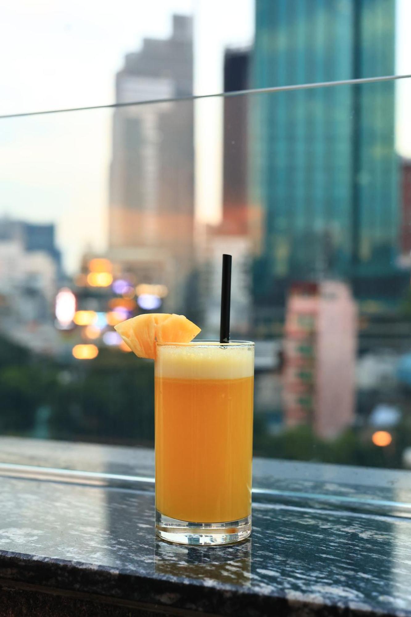 Hato Saigon Boutique Hotel & Rooftop Хошимин Екстериор снимка