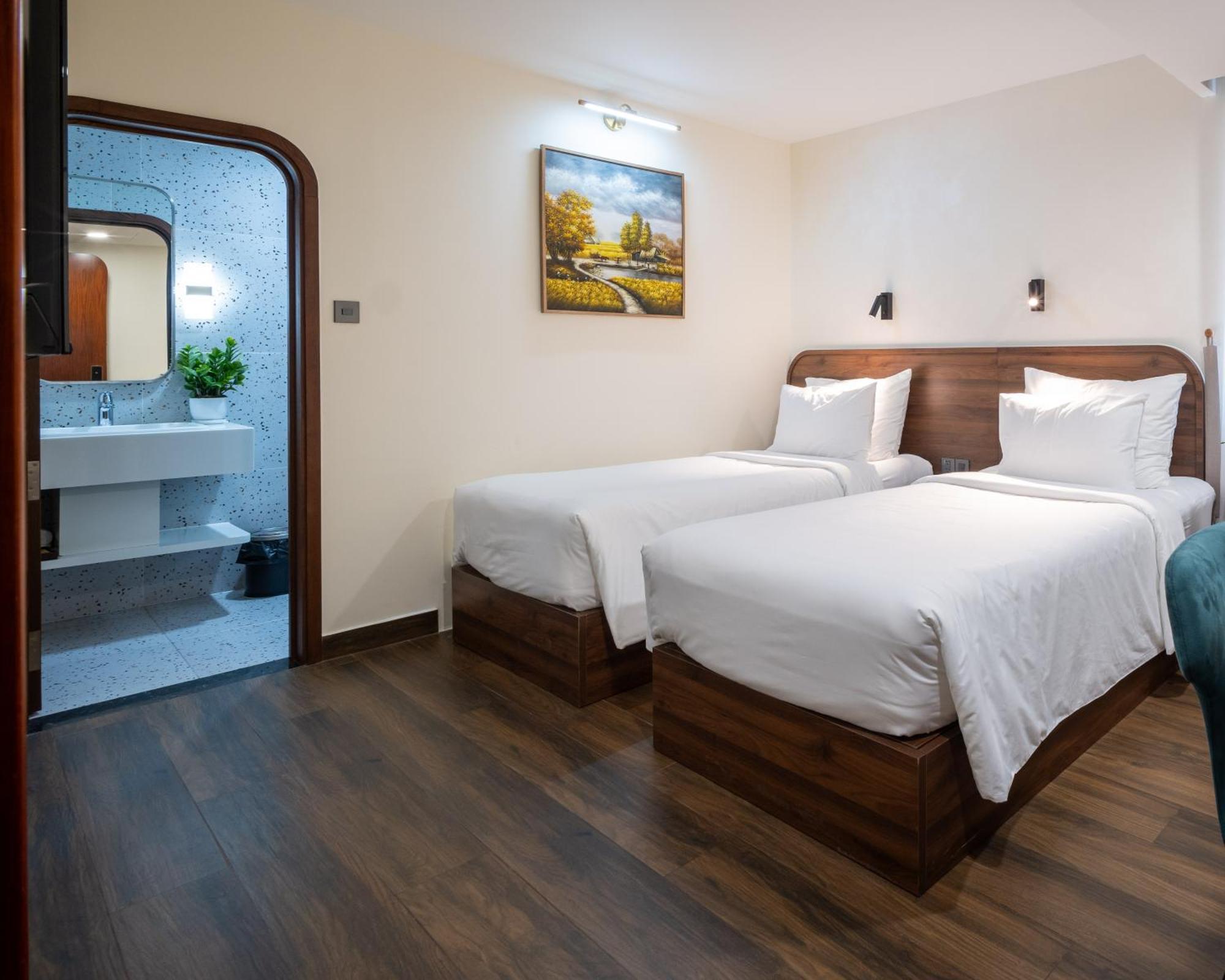 Hato Saigon Boutique Hotel & Rooftop Хошимин Стая снимка