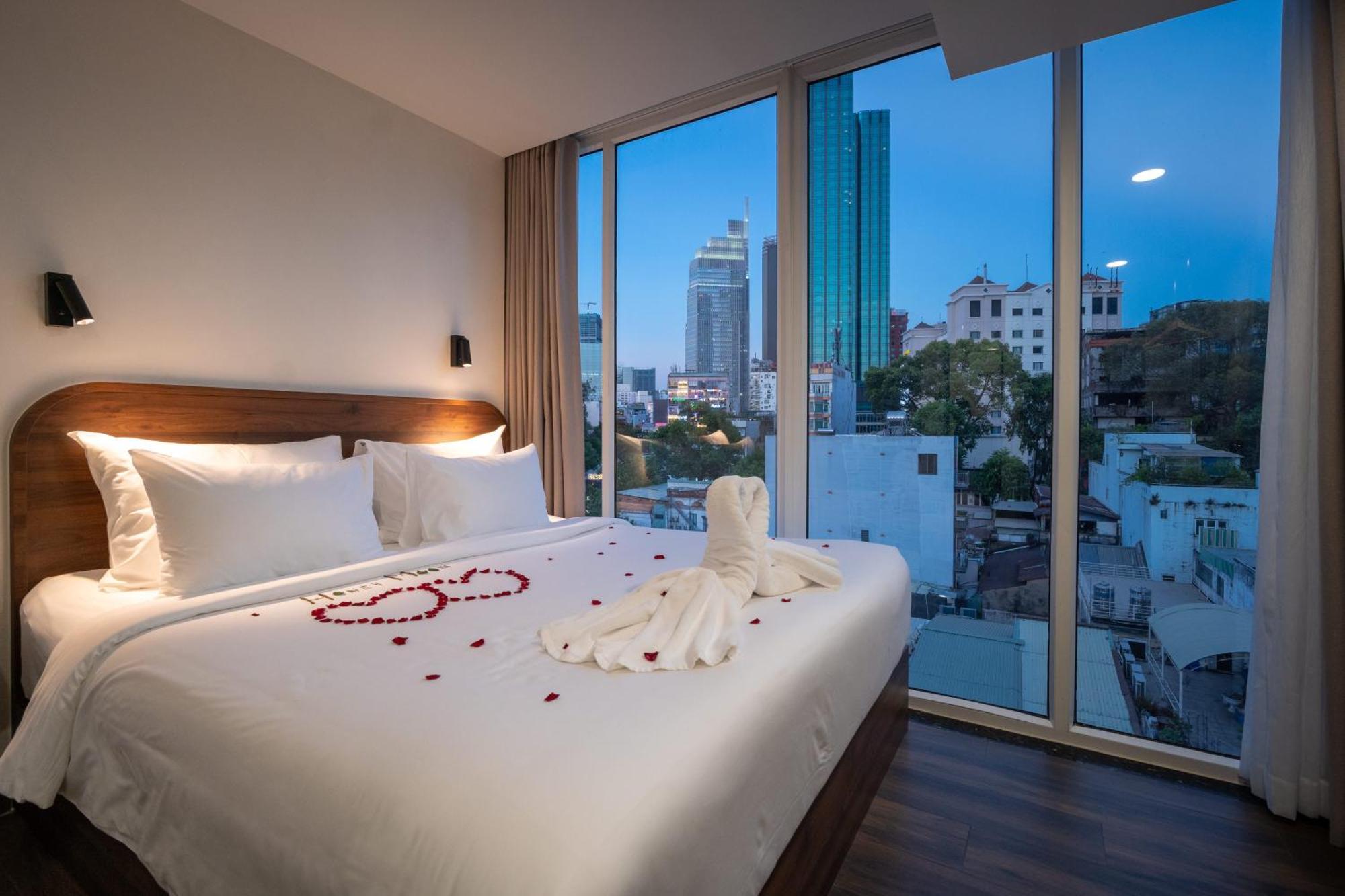 Hato Saigon Boutique Hotel & Rooftop Хошимин Стая снимка